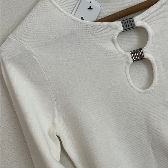 DKNY Women's Ivory Long Sleeve Top size S. - Picture 5 of 10